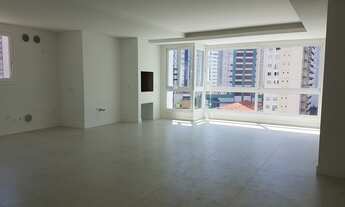 Imagem: Edifício Camboas. Apartamento de 3 quartos