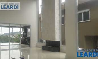 Imagem 2: CASA EM CONDOMÍNIO - TAMBORÉ - SP