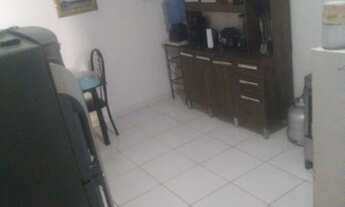 Imagem 6: Terreno com casa dentro. LEIA O ANÚNCIO