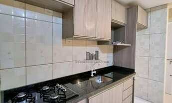 Imagem 4: Apartamento semi mobiliado de 2 dormitórios com sacada e 1 vaga/box/garagem no Bairro Fáti