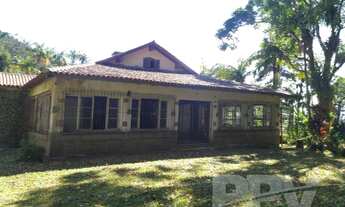Imagem 2: Casa para Venda em Teresópolis, Granja Guarani, 5 dormitórios, 5 suítes, 6 banheiros, 3 va
