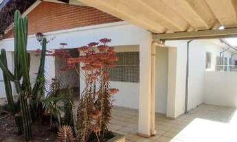 Imagem 3: Casa com 3 dormitórios para alugar, 206 m² por R$ 1.900,00/mês - Jardim América - Campinas