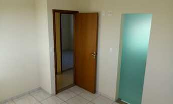 Imagem 5: Alugue apartamento 03 quartos , 02 banhos sendo 01 suíte , 02 áreas privativas e 02 vagas