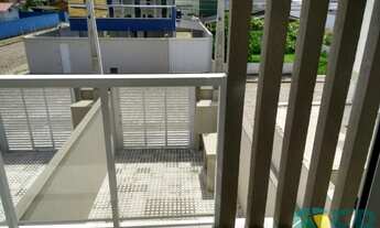 Imagem 6: SOBRADO GEMINADO NO PEREQUE