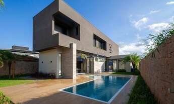 Imagem 2: SOBRADO NOVO com 4 SUÍTES, CLOSET, PISCINA, ESPAÇO GOURMET à venda no condomínio VALE DAS