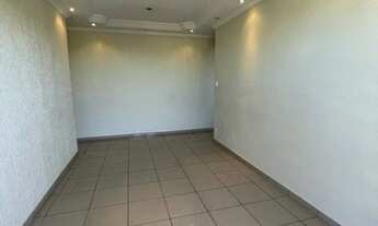 Imagem 2: Apartamento com 2 dormitórios à venda, 55 m² por R$ 245.000 - Condomínio Recanto das Flore