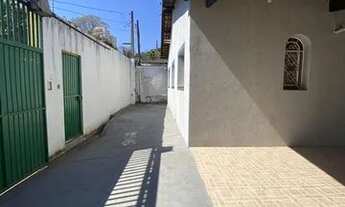 Imagem 3: Casa Comercial tem 207m² com 6 salas