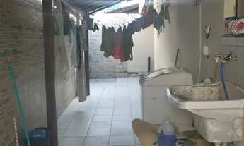 Imagem 5: CASA DE 3/4 COM UMA SUÍTE EM ABRANTES