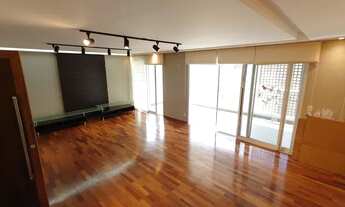 Imagem 4: Apartamento para aluguel e venda possui 240 metros quadrados com 4 quartos