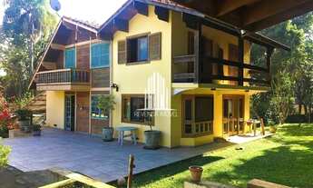 Imagem 3: Linda casa de condomínio com 600m² e piscina em São Paulo