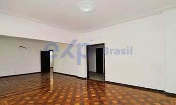 Imagem: Luxuoso Apartamento de 4 Quartos em Copacabana