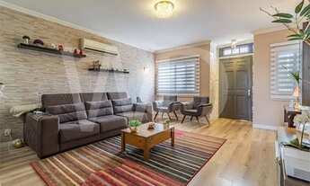 Imagem: Casa-Porto Alegre-SARANDI