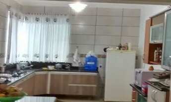 Imagem: Sobrado à venda no Golden Park Residence