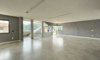 Imagem 3: Casa com 5 Dormitórios à Venda, 450 m² por R$ 1.550.000,00 - Barra do Imbuí - Teresópolis