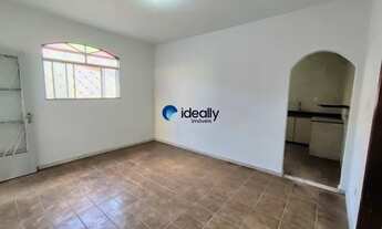 Imagem 2: Casa 03 quartos para locação no Arvoredo -169m²