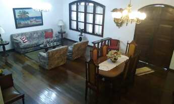 Imagem 3: Casa duplex estilo colonial no Estácio