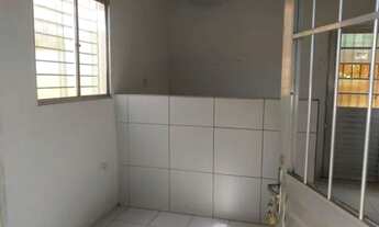 Imagem 2: Alugo casa em marcos freire 300