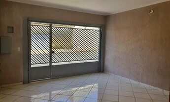 Imagem 4: Casa em Ribeirão Preto *Bairro Sumarezinho