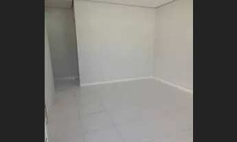 Imagem 6: F Casa para venda possui 100 metros quadrados com 3 quartos em Buraquinho - Lauro de Freit