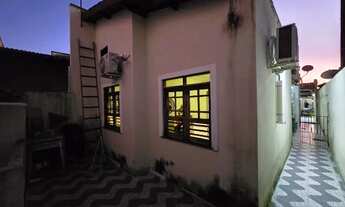 Imagem: Casa com três quartos sendo dois suítes