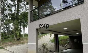 Imagem 2: Sobrado Alto Padrão no Centro de Quatro Barras