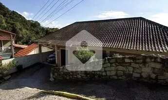 Imagem 2: Casa para venda com 4 quartos, 480m² - Tijuca - Teresópolis/RJ