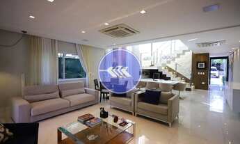 Imagem 2: Belíssima casa de alto padrão no Jardins Ibiza com 4 quartos