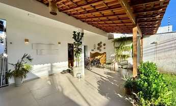 Imagem 2: Casa à Venda na Avenida Boa Vista Espaço, Conforto e Design Exclusivo