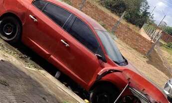 Imagem: Troco em terreno, com multa alta mas carro