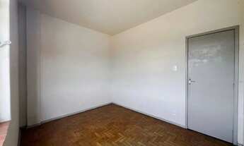 Imagem 5: Apartamento com 2 quartos, 81 m² - venda por R$ 215.000 ou aluguel por R$ 1.199/mês - Cent