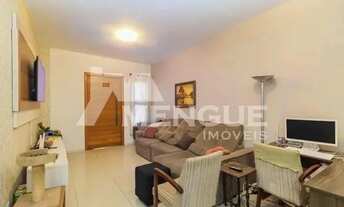 Imagem 3: Casa com 3 dormitórios e 2 vagas aluga no bairro Passo das Pedras em Porto Alegre por R$ 4