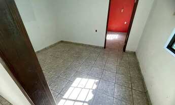 Imagem 6: Linda residencia com amplo lote e edicula no Santa marta !!