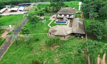 Imagem 2: Mine haras porteira fechada