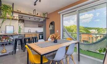 Imagem: Apartamento mobiliado com sacada e vaga