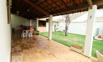 Imagem 7: Casa à Venda - Castelo, 4 Quartos, 390 m2