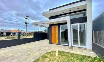 Imagem 3: Casa à venda em Capão da Canoa, bairro Guarani, com churrasqueira e área de serviço REF: 1