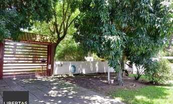 Imagem 6: Casa em Porto Alegre, no bairro Belém Novo, com 4 dormitório(s), e 4 banheiros