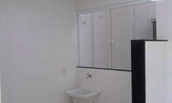 Imagem 6: Apartamento 02 quartos e sala com sacada