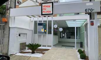 Imagem: Casa à venda 3 Quartos, 1 Suite, 4 Vagas