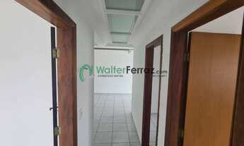 Imagem 4: 3 Dormitórios 1 Suíte Excelente Localização no Canto do Forte