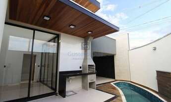 Imagem: Linda casa a venda na Esplanada Primo Meneghetti!