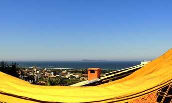 Imagem 2: Lindo chalé para alugar na praia da Gamboa para até 5 pessoas e com visual total do mar!