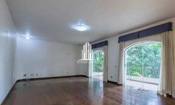 Imagem 2: 220m², 4 dormitórios, 2 suítes, 3 vagas