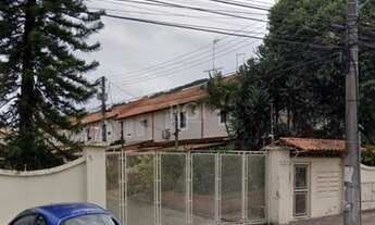 Imagem 2: Porto Alegre - Casa Padrão - Hípica