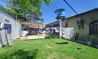 Imagem 2: Casa em Flores Casa com 3 dormitórios