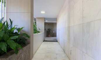 Imagem 2: Apartamento 360m² de TRÊS SALAS, 4 quartos na Savassi