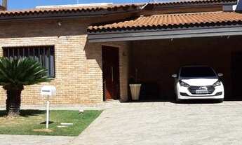 Imagem: CASA TÉRREA COM 3 DORMITORIOS SENDO 1 SUÍTE