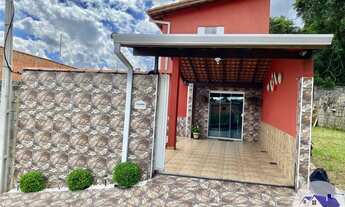 Imagem 2: Sobrado para venda tem 100 metros quadrados com 2 quartos