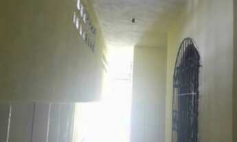 Imagem 2: Casa Grande para venda possui 180 metros quadrados com 3 quartos em Centro - Camaçari - Ba