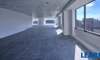 Imagem: CONJ. COMERCIAL - ALPHAVILLE - SP